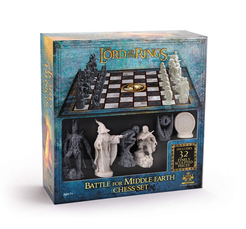 The Noble Collection The Lord of The Rings Chess Set: Battle for Middle-Earth - Image 3